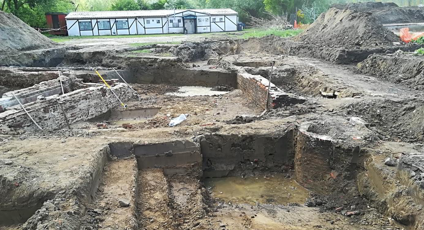 Restanten van de eerste hoevebebouwing, nabij de Master Schmidthoeve.