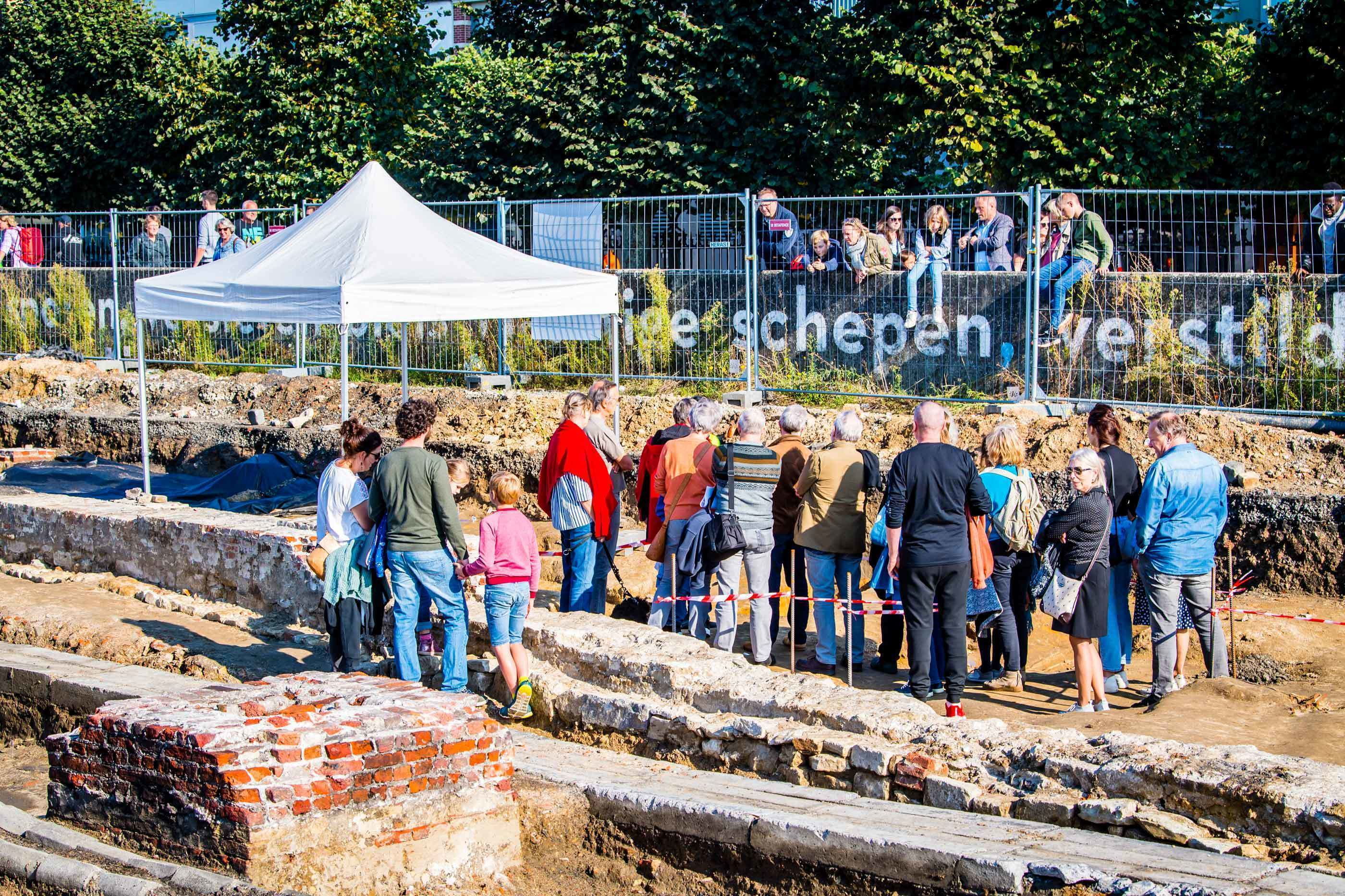 Sfeerbeelden Archeologiedagen 8-10 oktober. 
Sint-Michielskaai