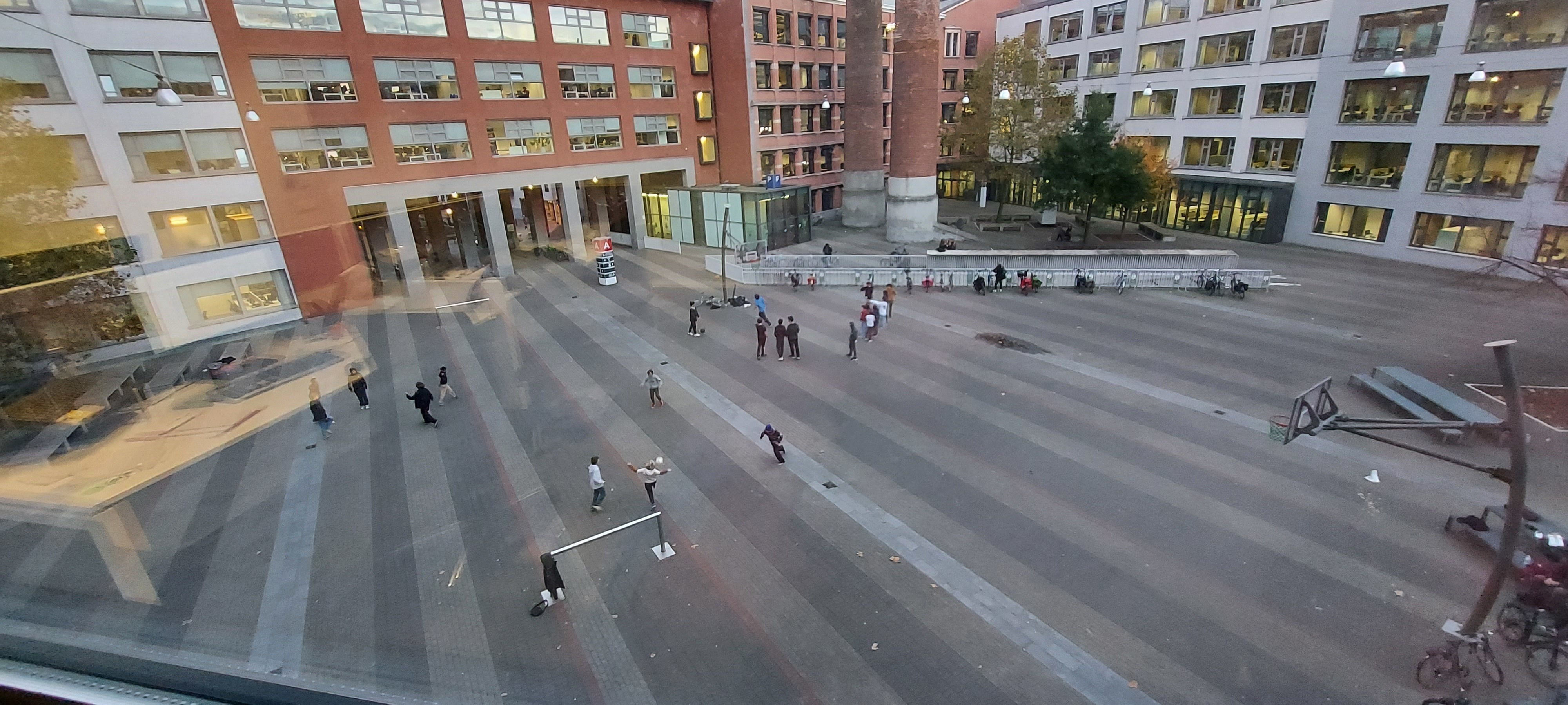 Huidige situatie binnenplein Den Bell