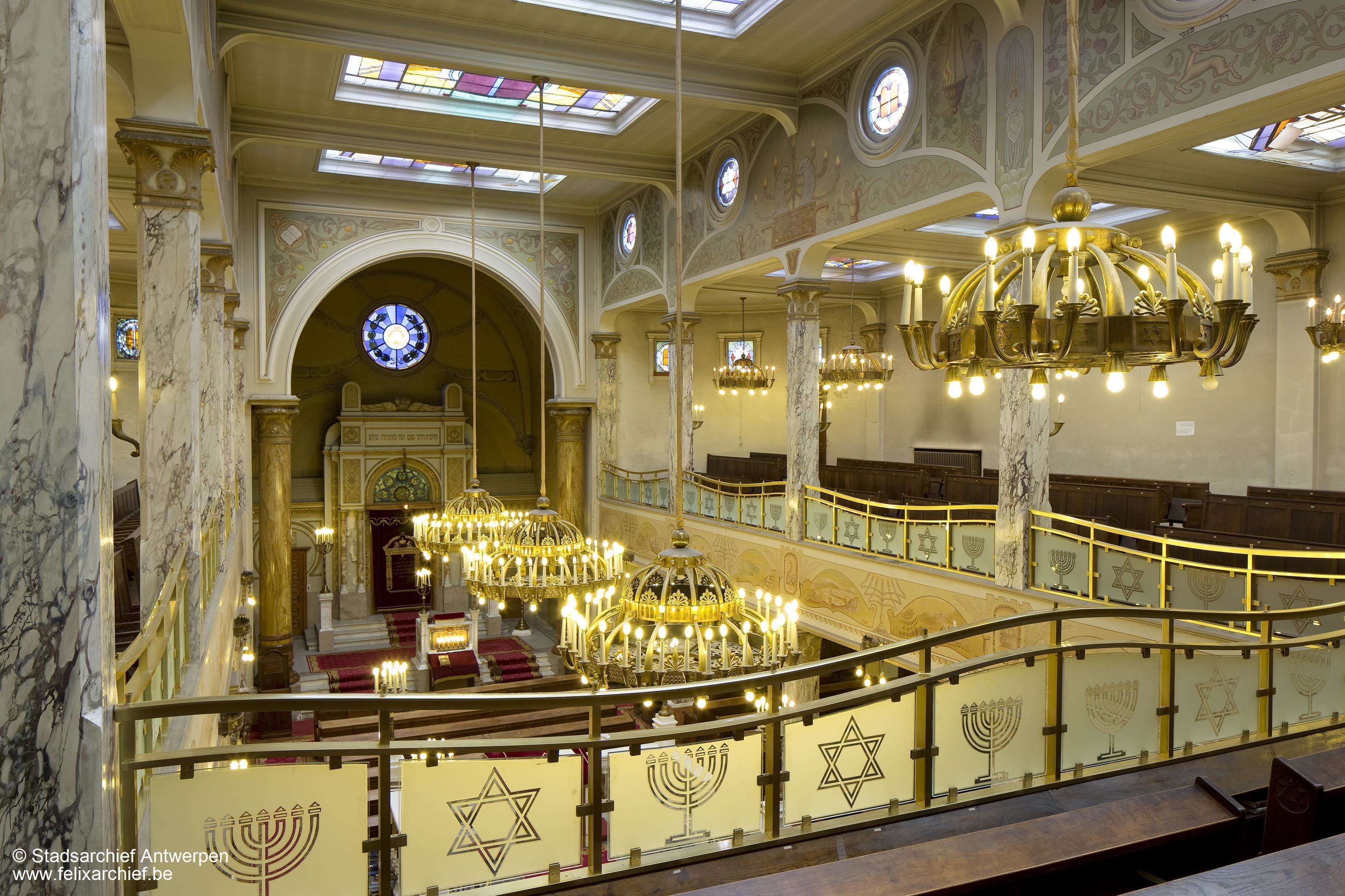 Intereur van de synagoge