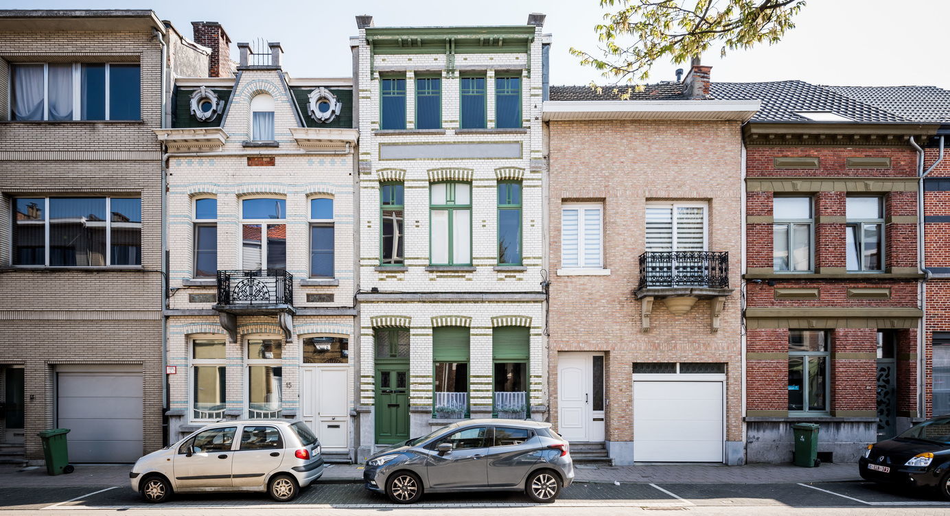 Panden die opgenomen zijn in de inventaris voor bouwkundig erfgoed in Deurne.