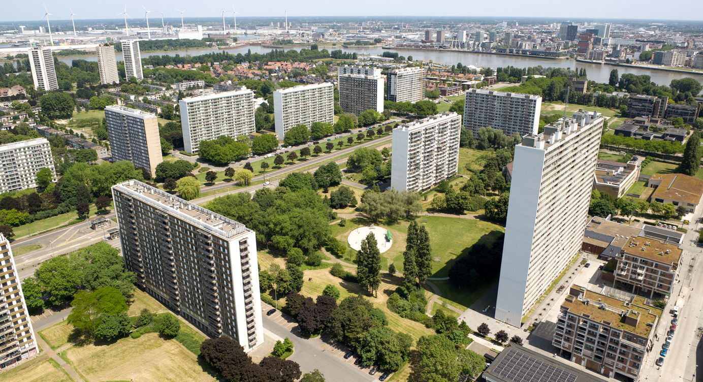 Zicht op hoogbouw Linkeroever