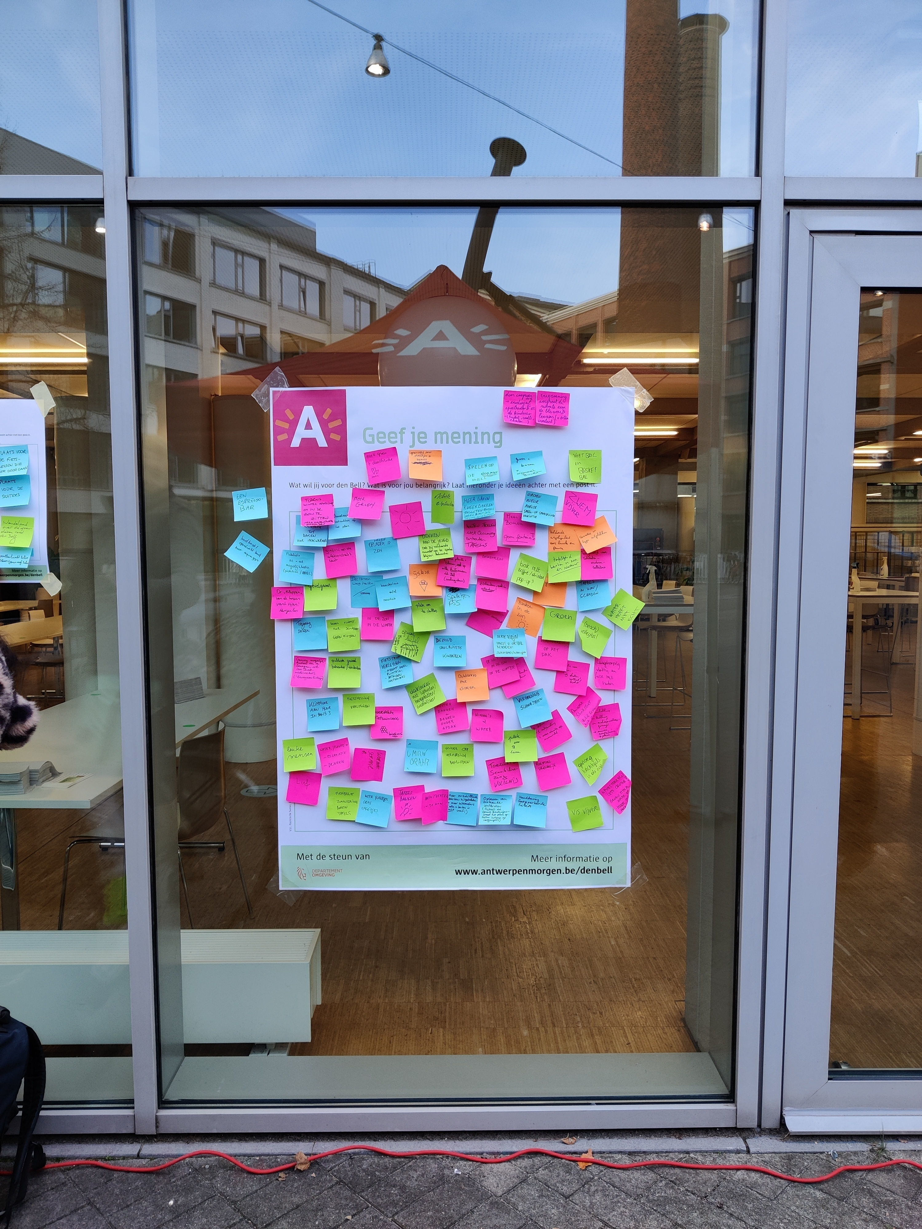 Bewoners en medewerkers geven hun mening tijdens het infomoment.