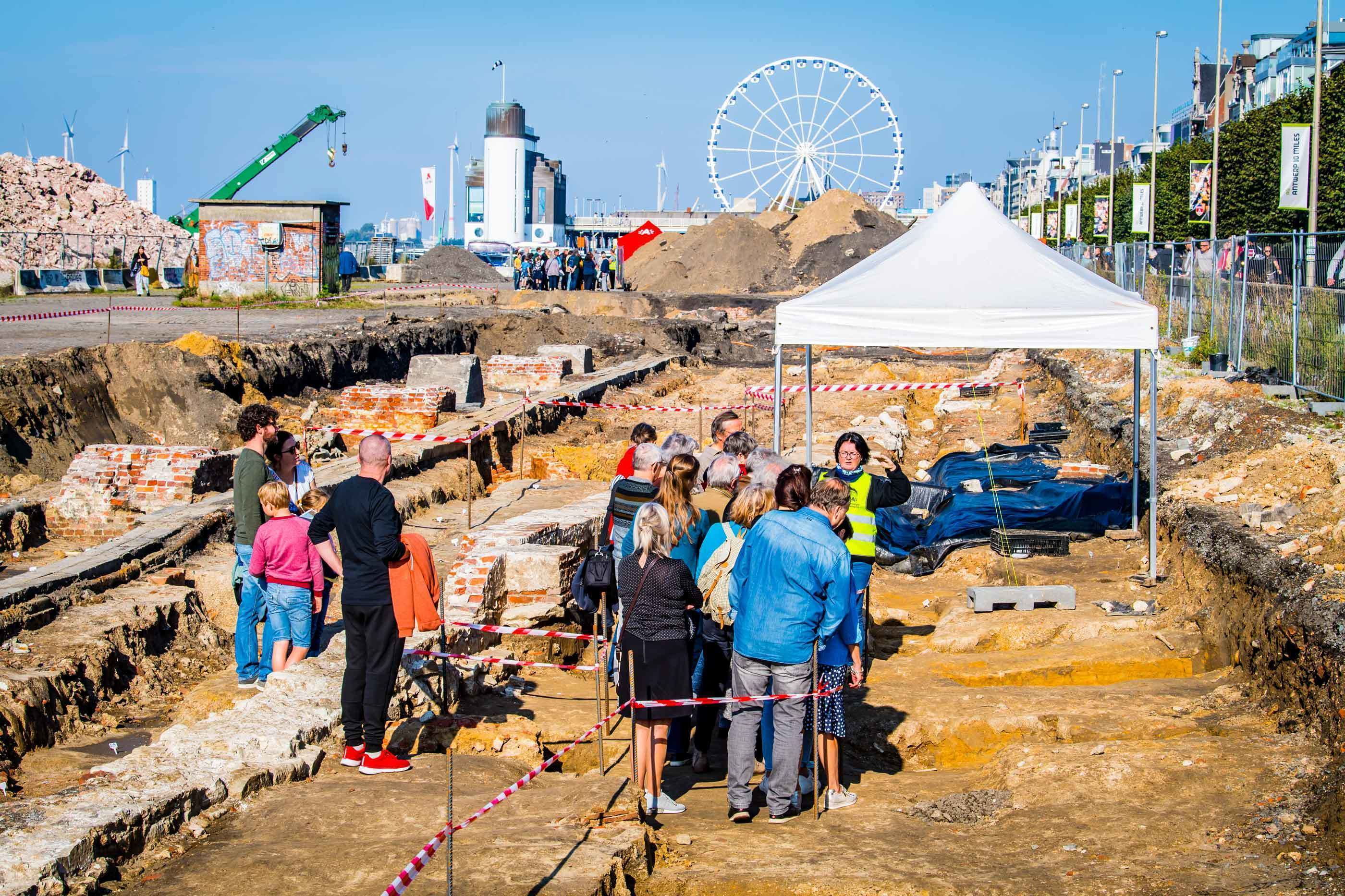 Sfeerbeelden Archeologiedagen 8-10 oktober. 
Sint-Michielskaai