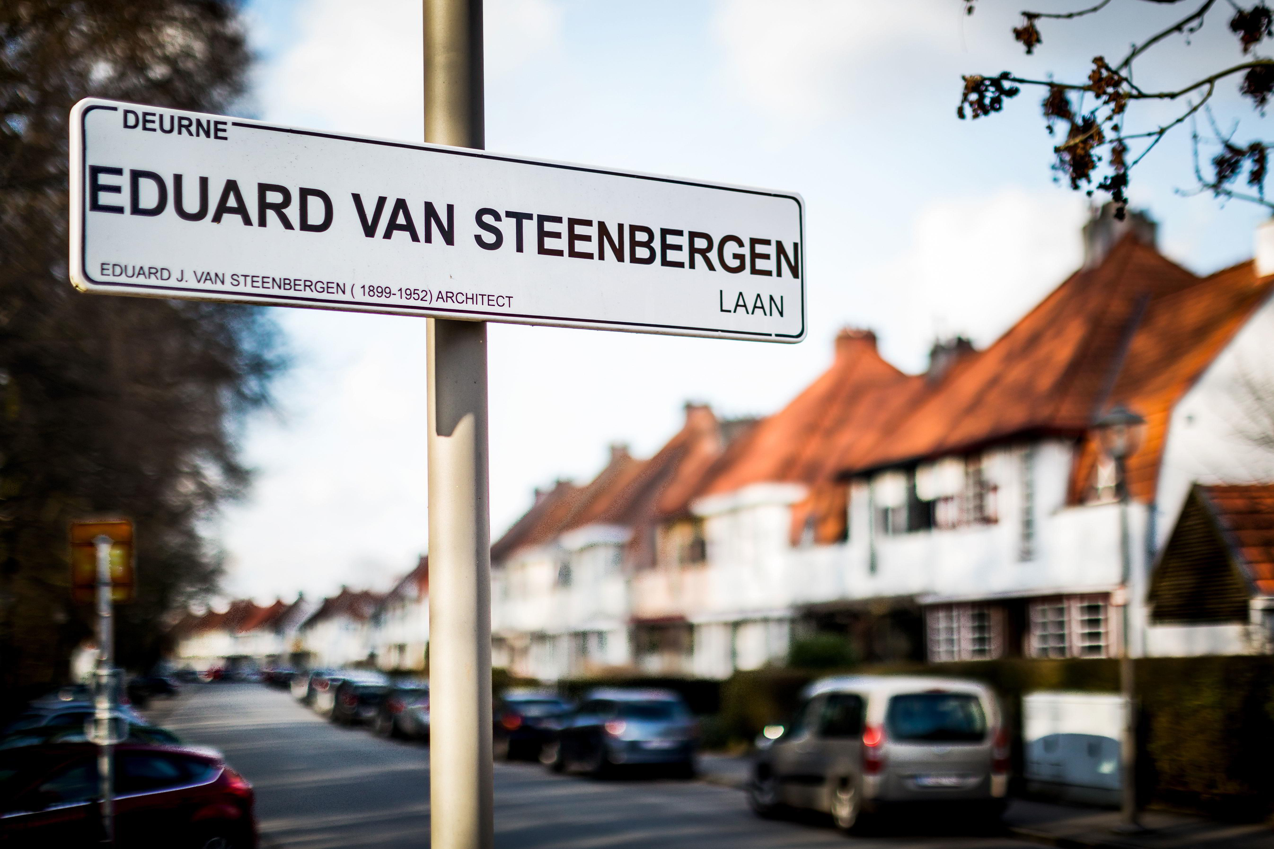 Aan de rand van het Boekenbergpark ligt de Unitas-tuinwijk. De geestelijke vader van de wijk kreeg een straat die naar hem vernoemd is.